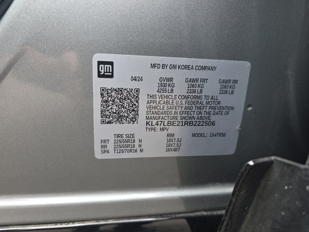 Used 2024 Buick Envista Sport Touring w/ Convenience I Package FWD image 35