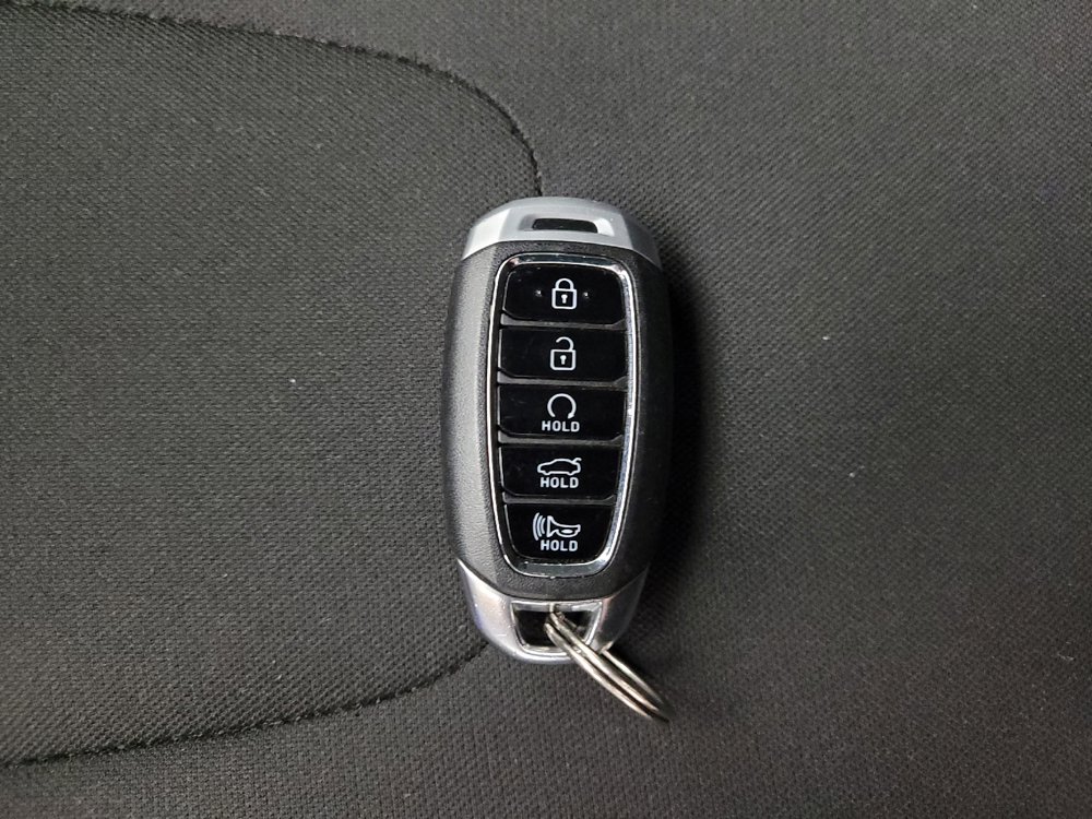 Used 2021 Hyundai Elantra SEL w/ Cargo Package FWD image 32