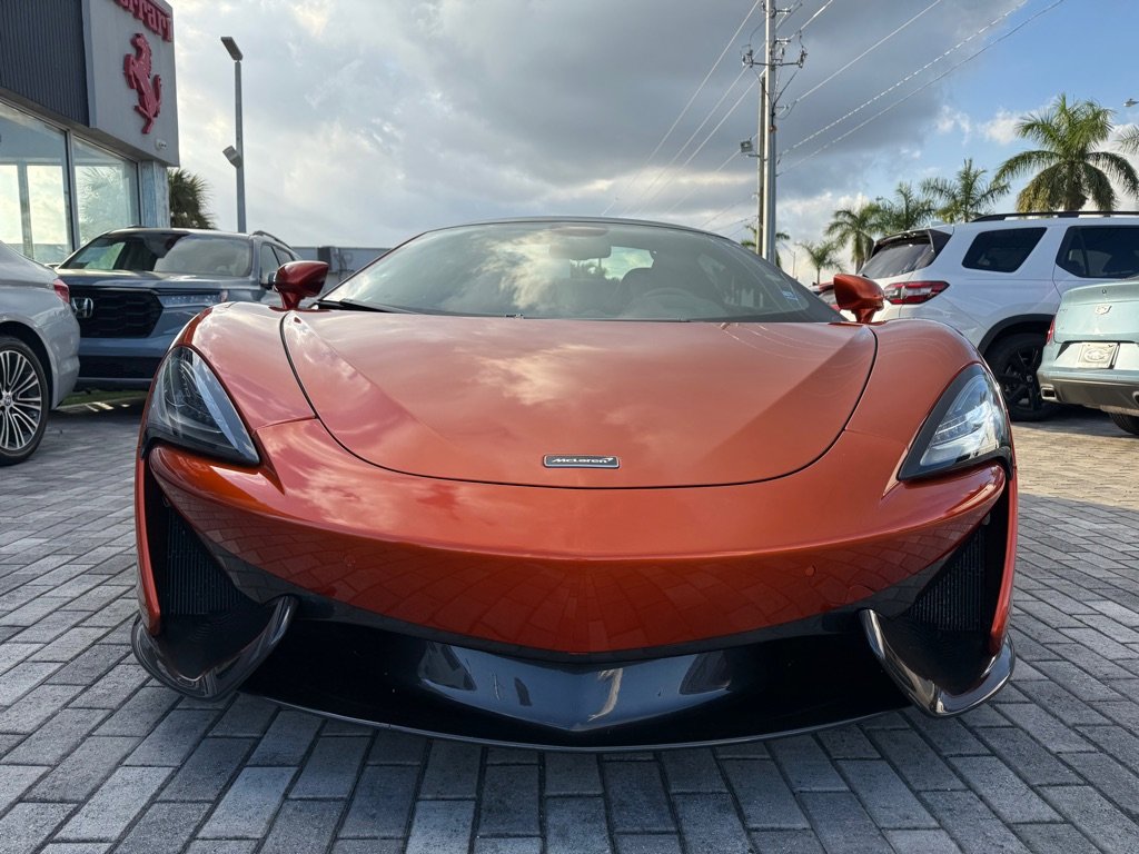 Used 2020 McLaren 570S Spider image 2