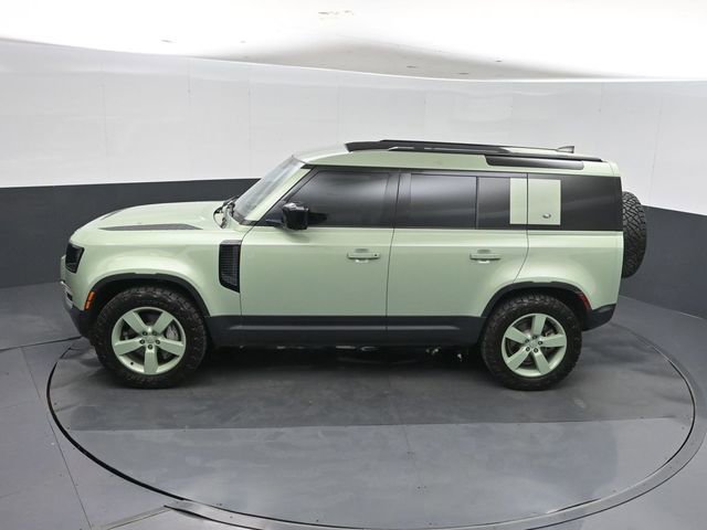 Used 2023 Land Rover Defender 110 75th Limited Edition AWD/4WD image 35