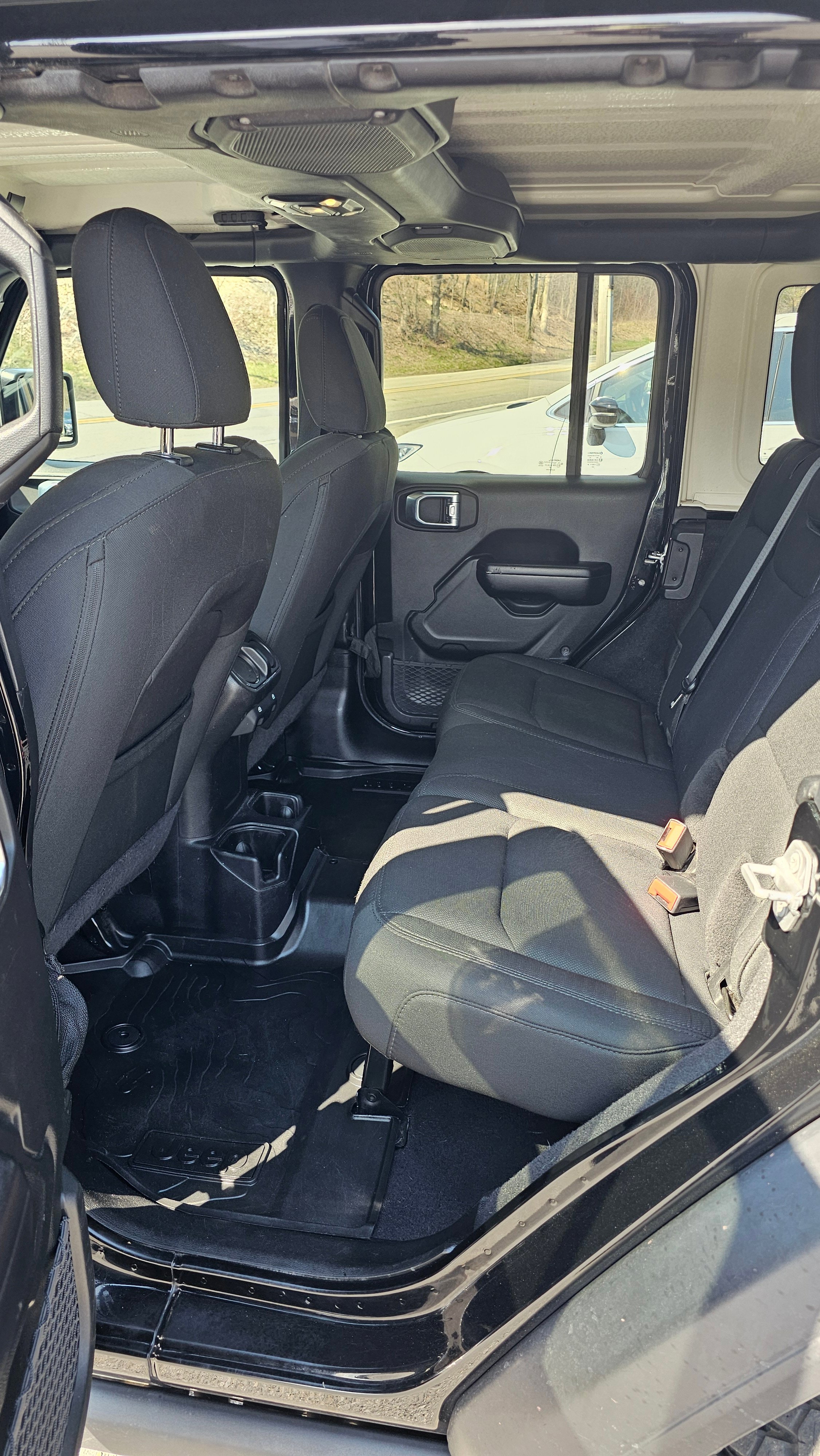 Used 2021 Jeep Wrangler Unlimited Sport AWD/4WD image 18