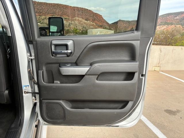 Used 2016 Chevrolet Silverado 2500 LTZ w/ Duramax Plus Package image 17