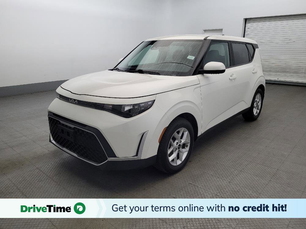 Used 2023 Kia Soul LX w/ LX Technology Package image 1