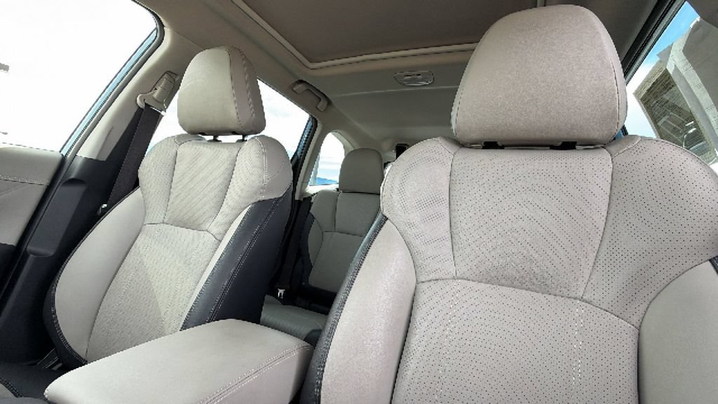 Used 2023 Subaru Forester Limited AWD/4WD image 11