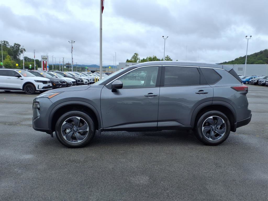 Certified 2025 Nissan Rogue SV w/ SV Premium Package image 2