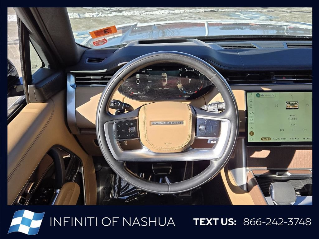 Used 2024 Land Rover Range Rover SE AWD/4WD image 11