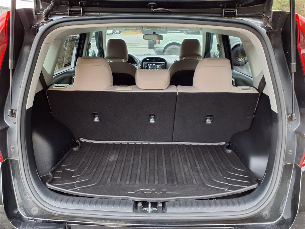 Used 2020 Kia Soul LX image 25