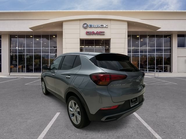 Certified 2024 Buick Encore GX Preferred w/ Advanced Technology Package FWD image 11