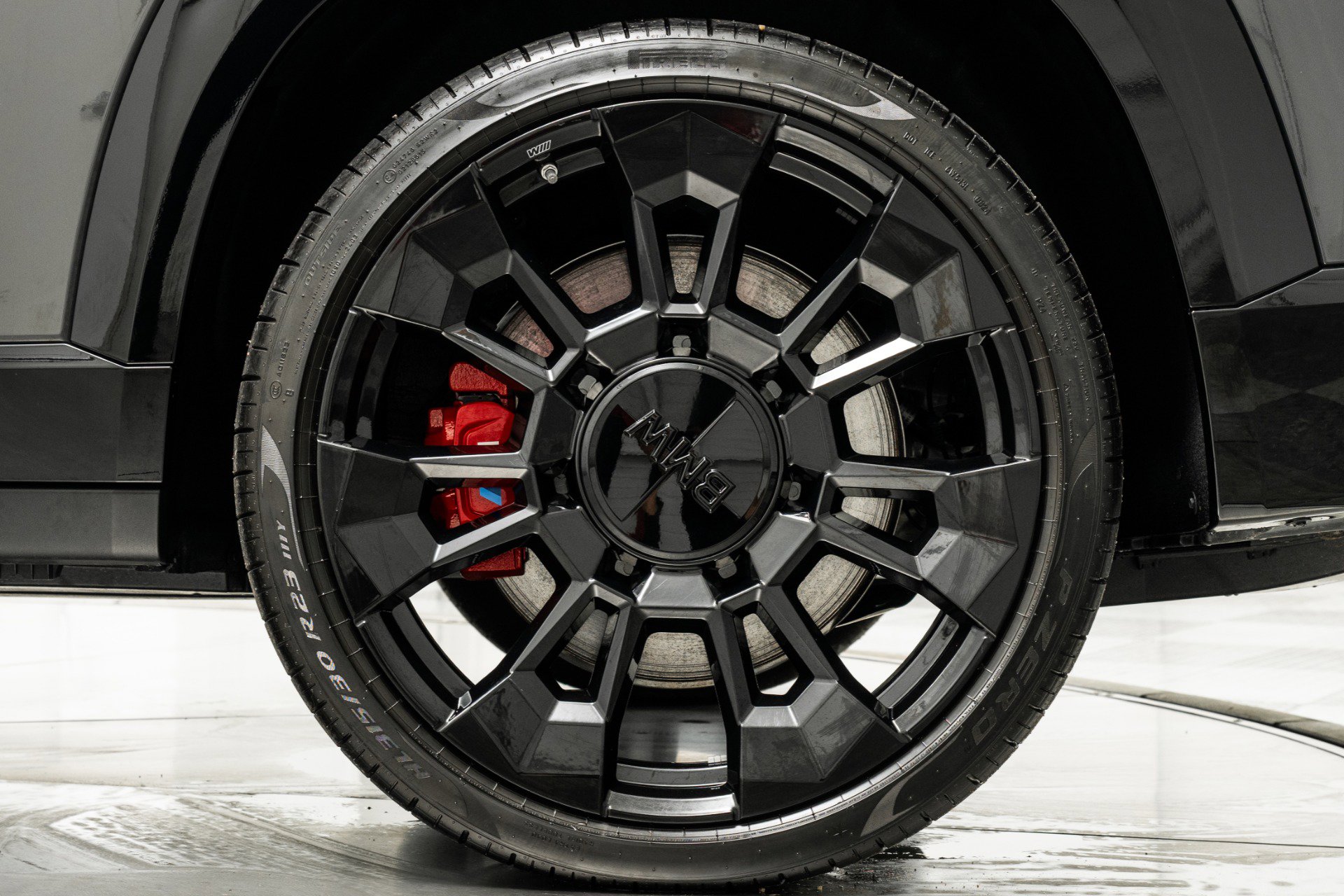 Used 2025 BMW XM Label Red image 11