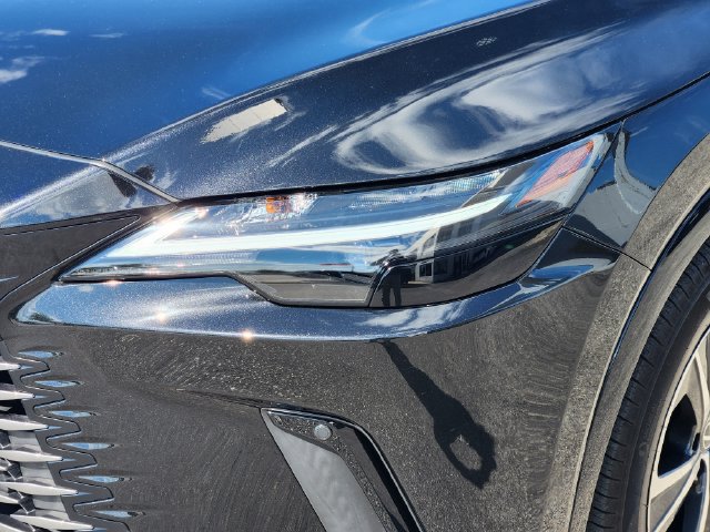 Used 2024 Lexus RX 350 Premium w/ Accessory Package (Z1) FWD image 7