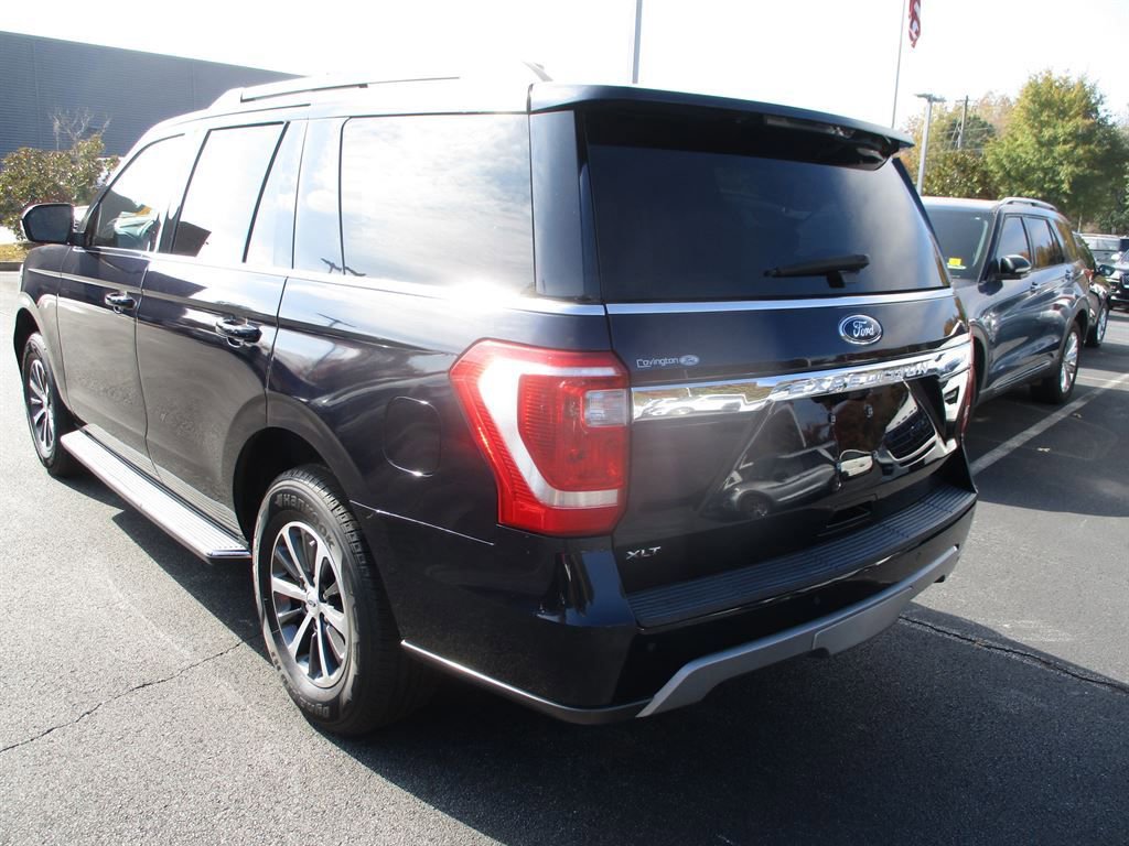 Used 2021 Ford Expedition XLT image 3