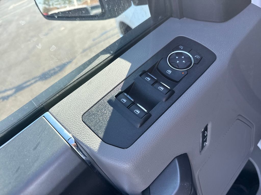 Used 2020 Ford F150 XLT w/ Equipment Group 302A Luxury image 12