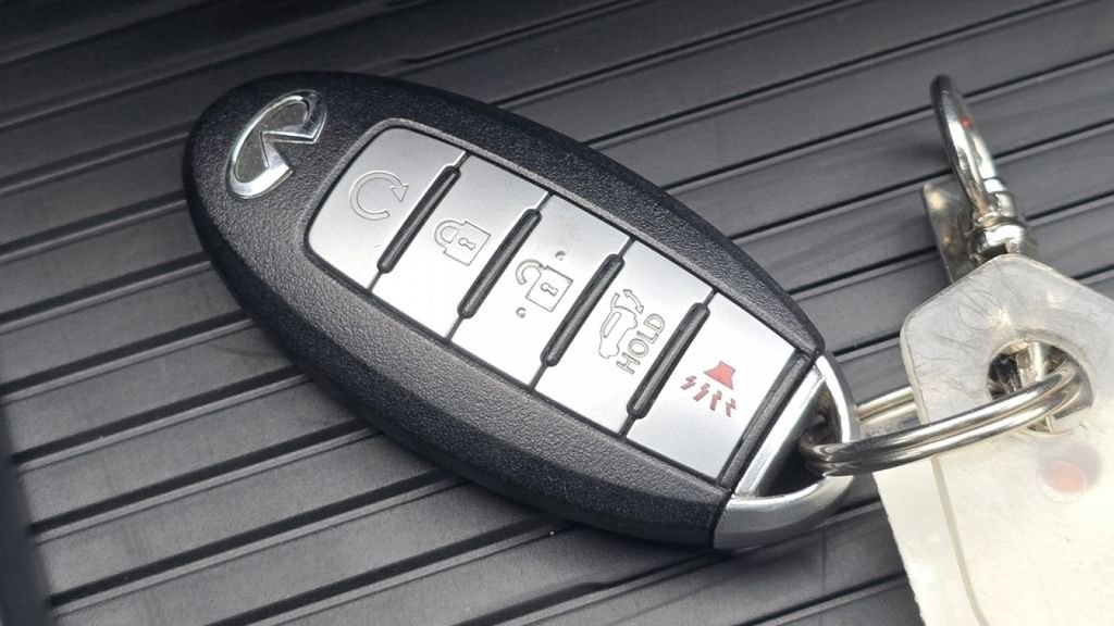 Used 2019 INFINITI QX50 Essential w/ Sensory Package image 33