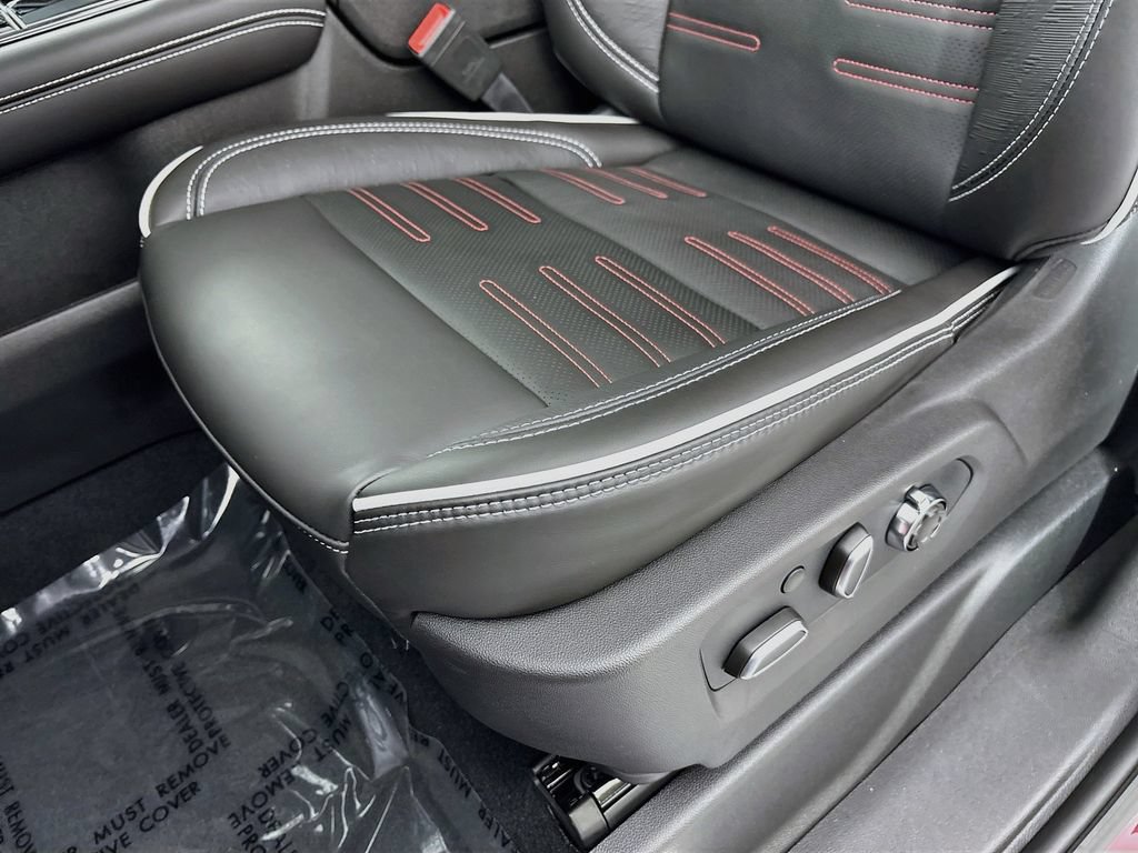 New 2026 GMC Yukon AT4 Ultimate AWD/4WD image 19