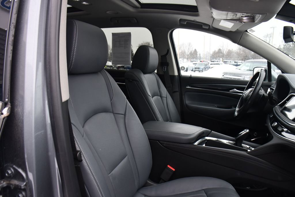 Used 2021 Buick Enclave Premium image 16