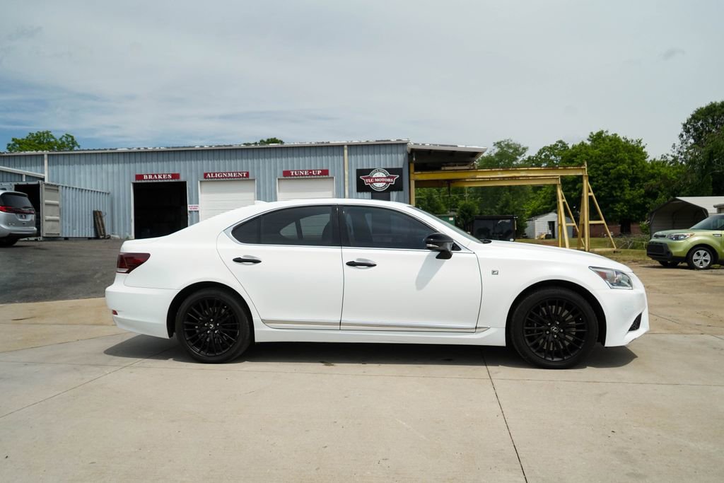 Used 2015 Lexus LS 460 RWD image 3