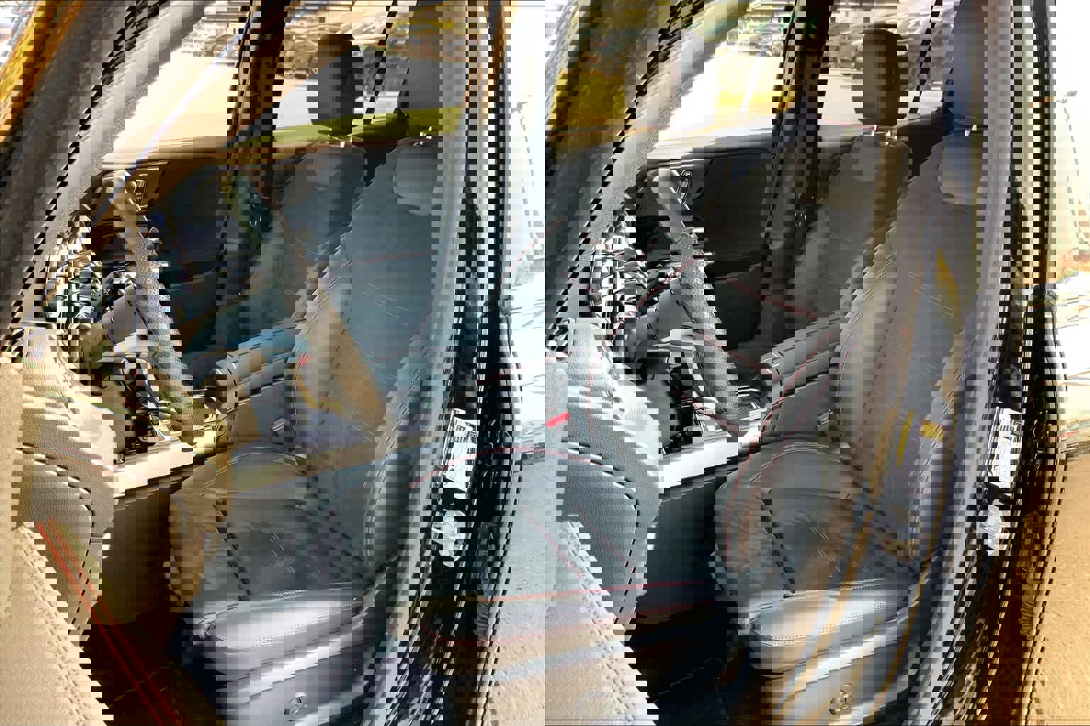 Certified 2024 Mercedes-Benz GLB 250 image 7