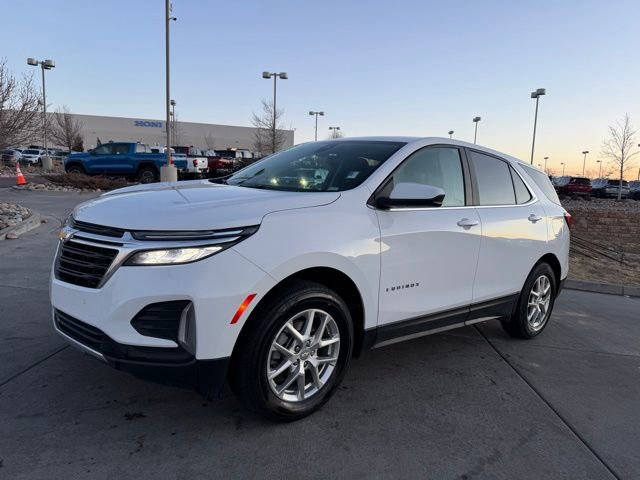Used 2024 Chevrolet Equinox LT image 3