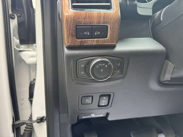 Used 2021 Ford F250 Platinum w/ FX4 Off-Road Package AWD/4WD image 8