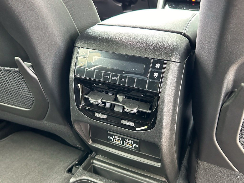 New 2024 Jeep Grand Cherokee L Laredo RWD image 26