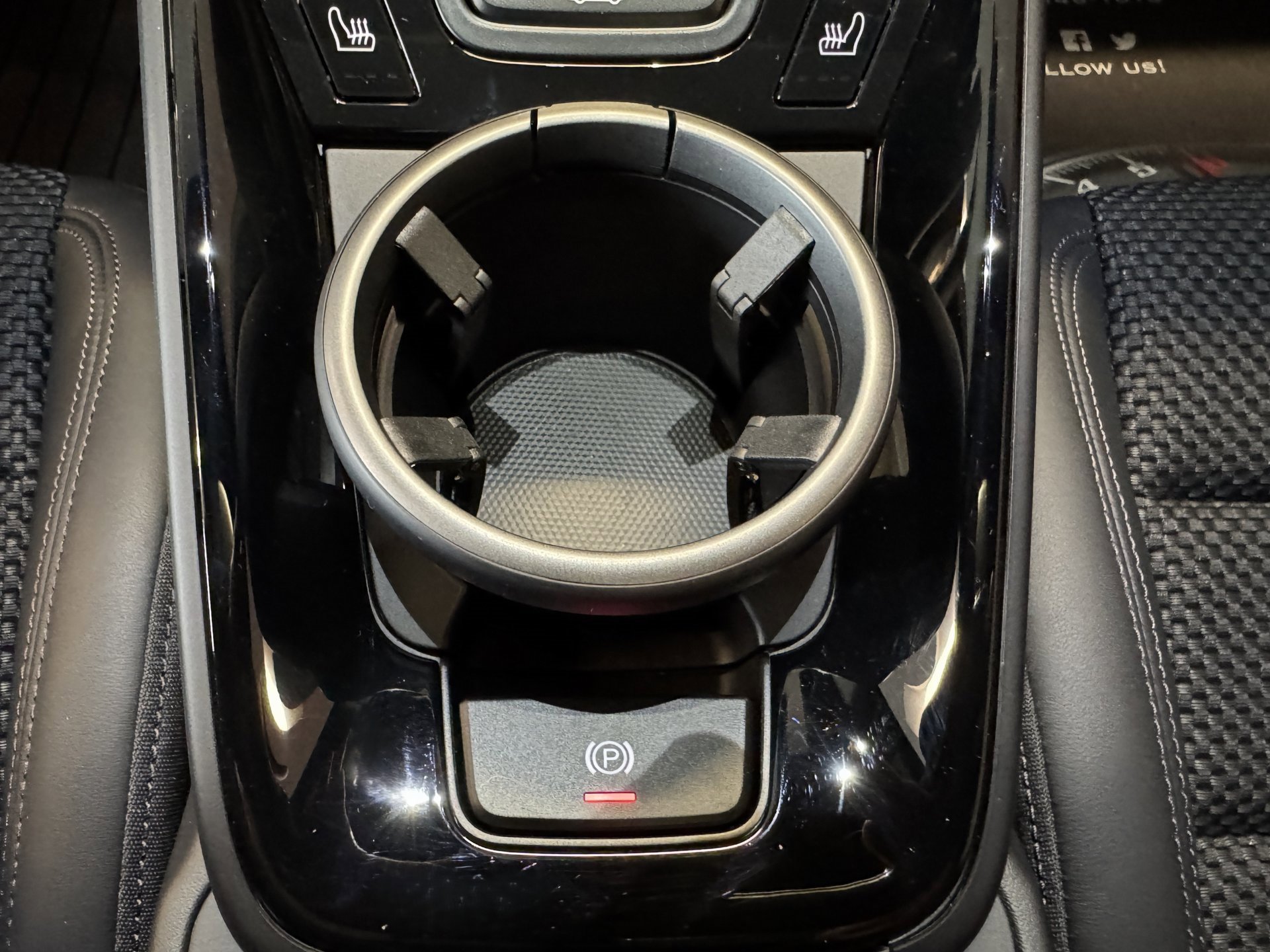 Used 2024 Porsche 911 Carrera T image 40