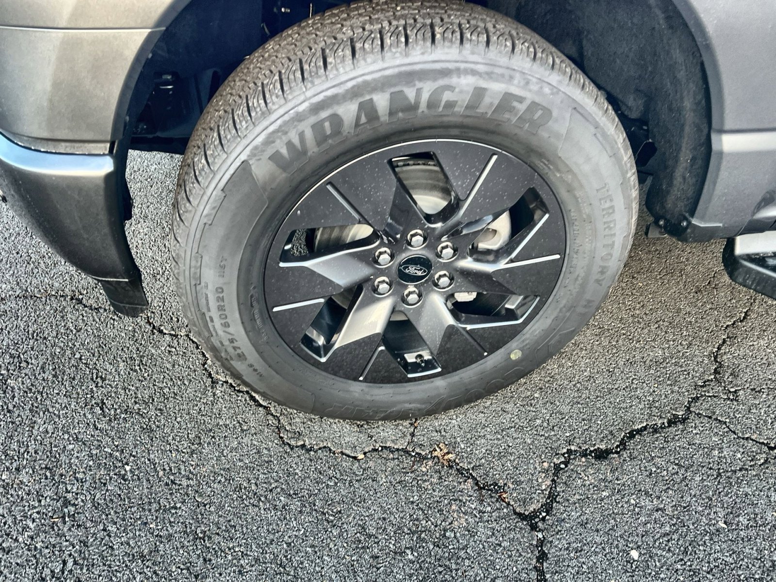 New 2025 Ford F150 Lightning Lariat image 12