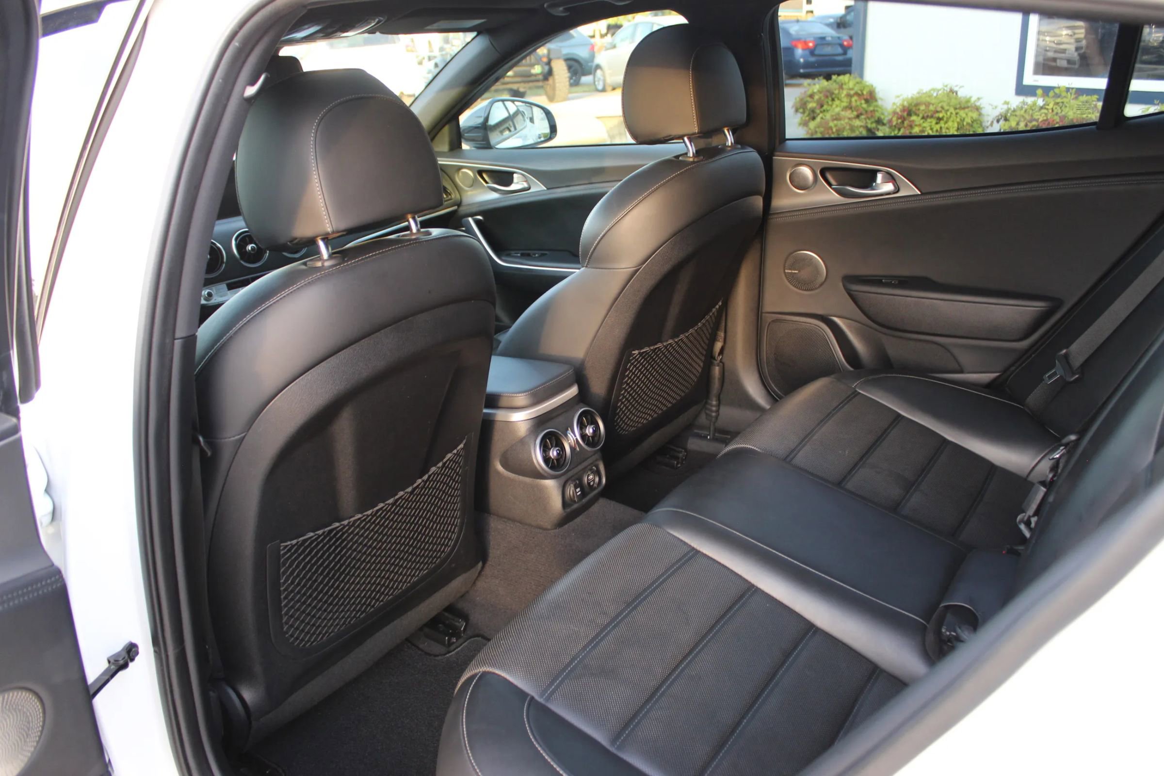Used 2018 Kia Stinger GT2 RWD image 20