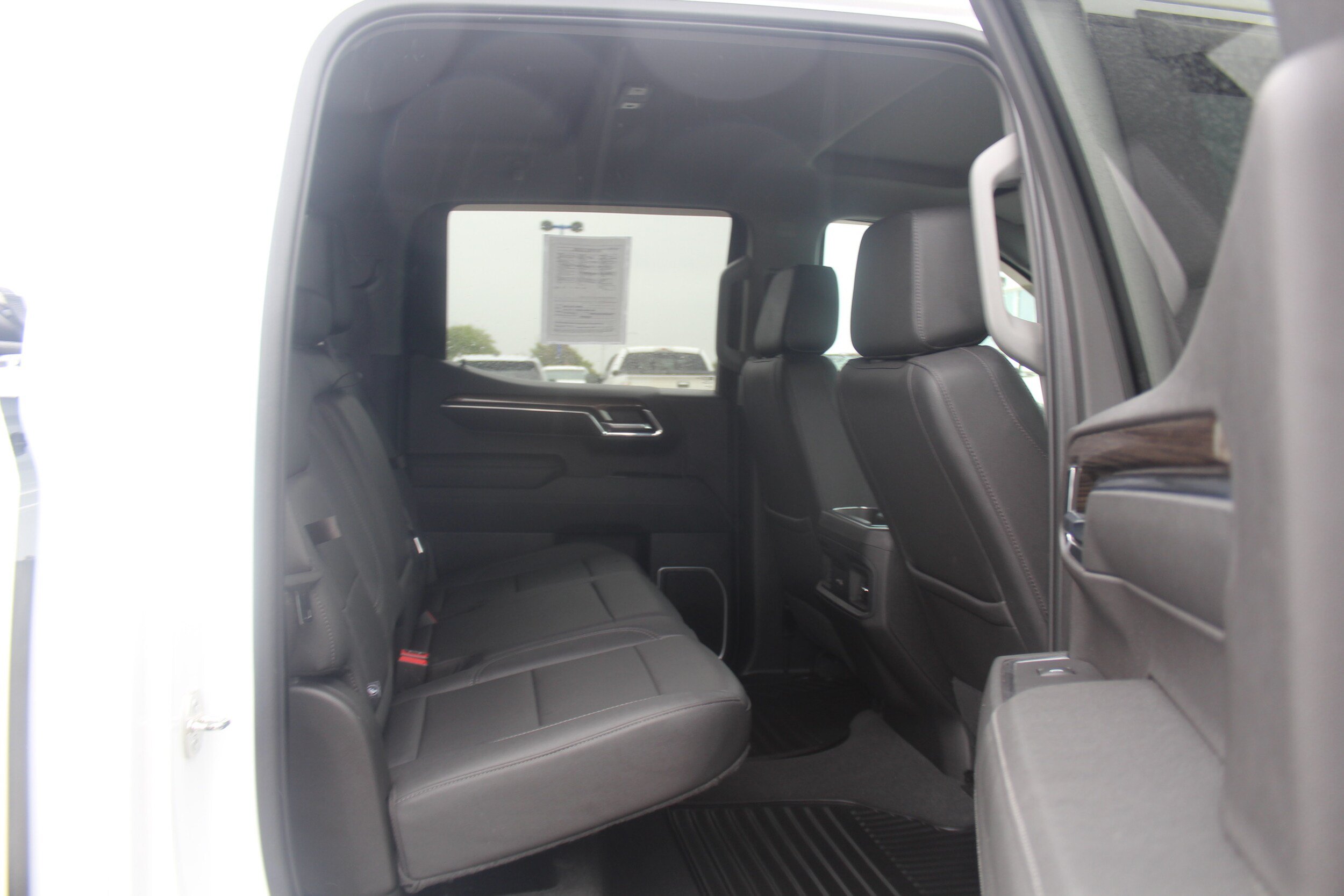 Used 2023 Chevrolet Silverado 1500 RST w/ Convenience Package II AWD/4WD image 17