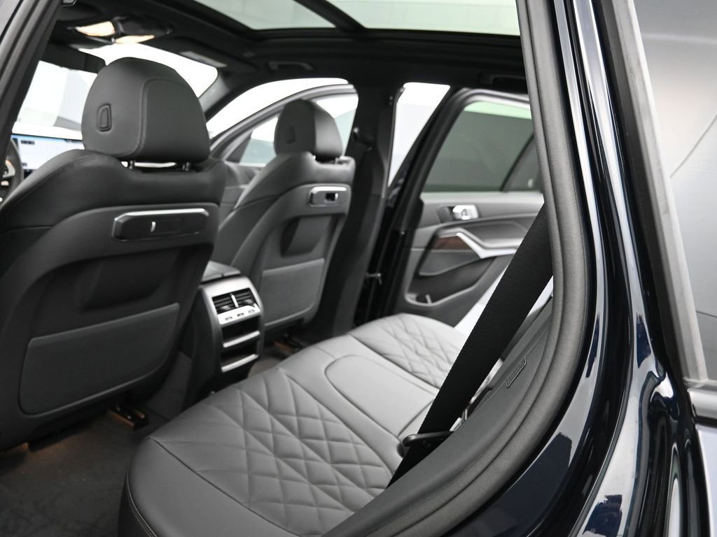 New 2026 BMW X5 xDrive40i AWD/4WD image 36