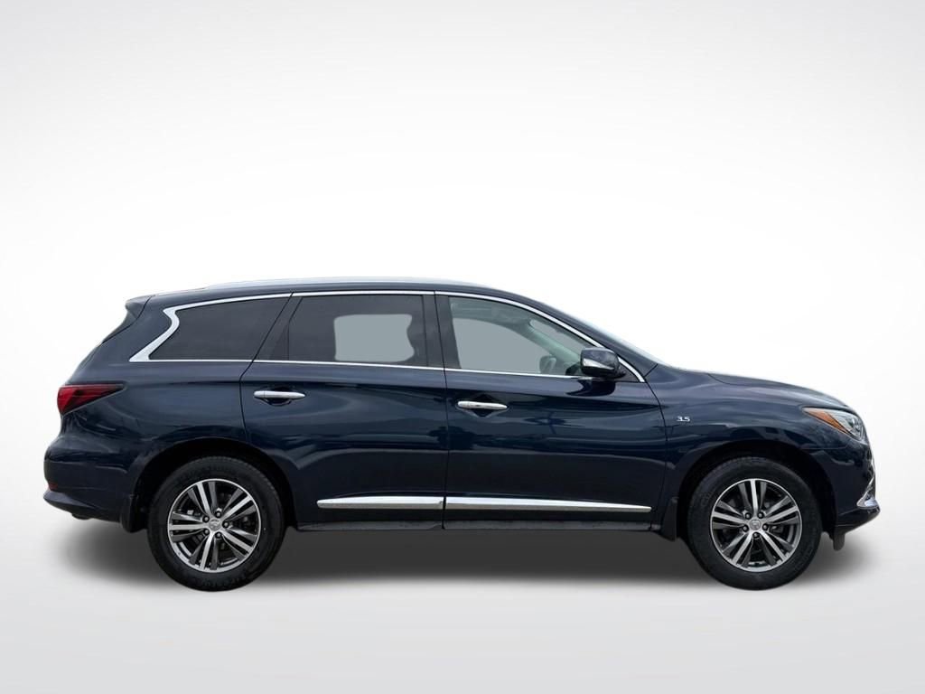 Used 2020 INFINITI QX60 Luxe w/ Essential Package image 2