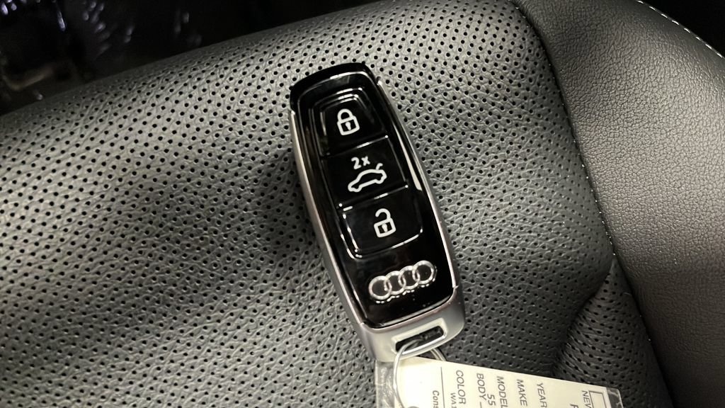 Used 2025 Audi Q7 3.0T Premium Plus w/ Premium Plus Package AWD/4WD image 21
