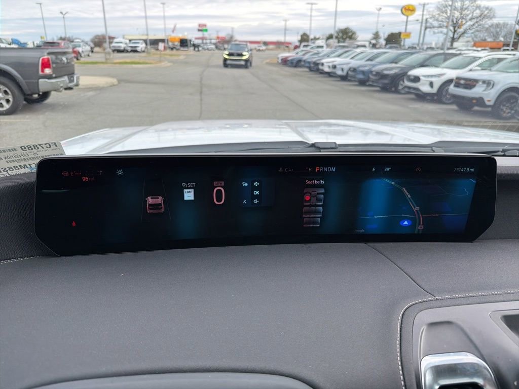 Used 2025 Ford Expedition Max Platinum image 13