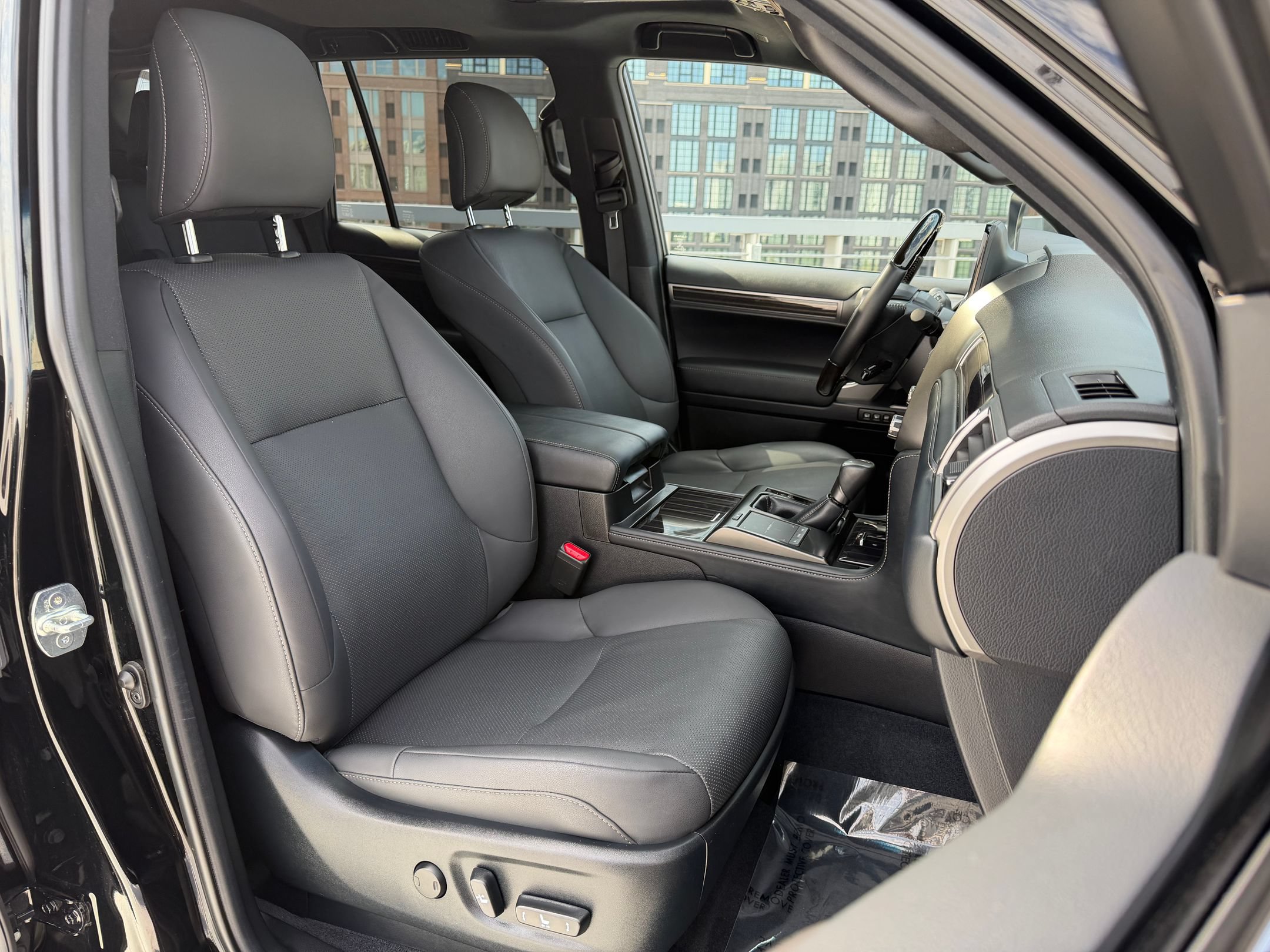Used 2023 Lexus GX 460 Premium AWD/4WD image 25