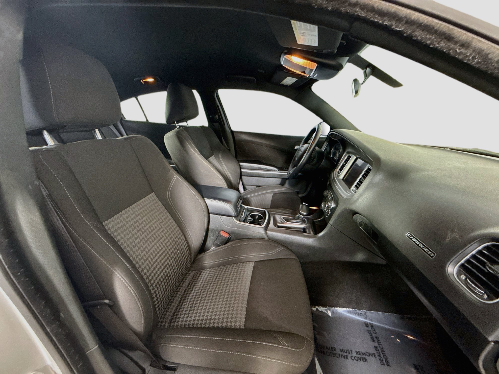 Used 2023 Dodge Charger SXT RWD image 29