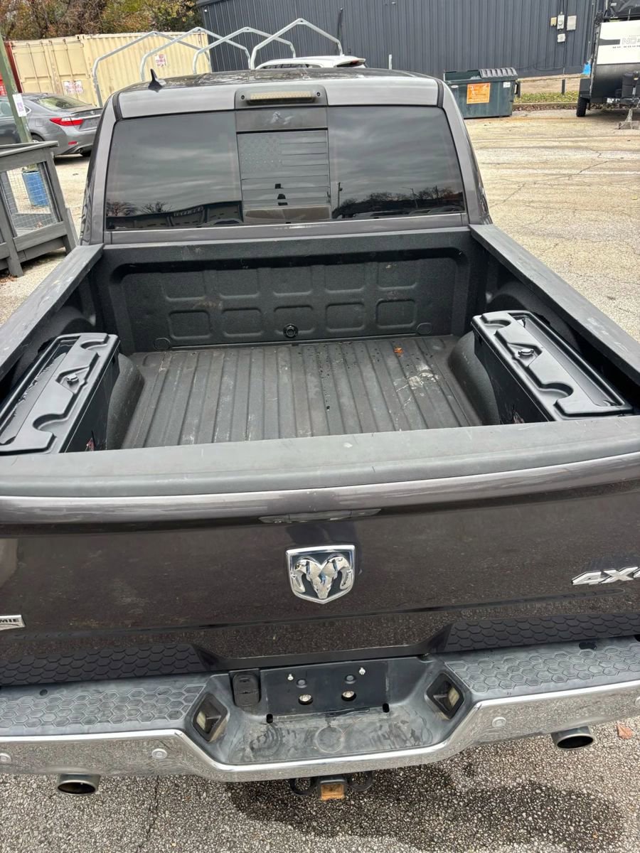 Used 2015 RAM 1500 Laramie w/ Convenience Group image 4