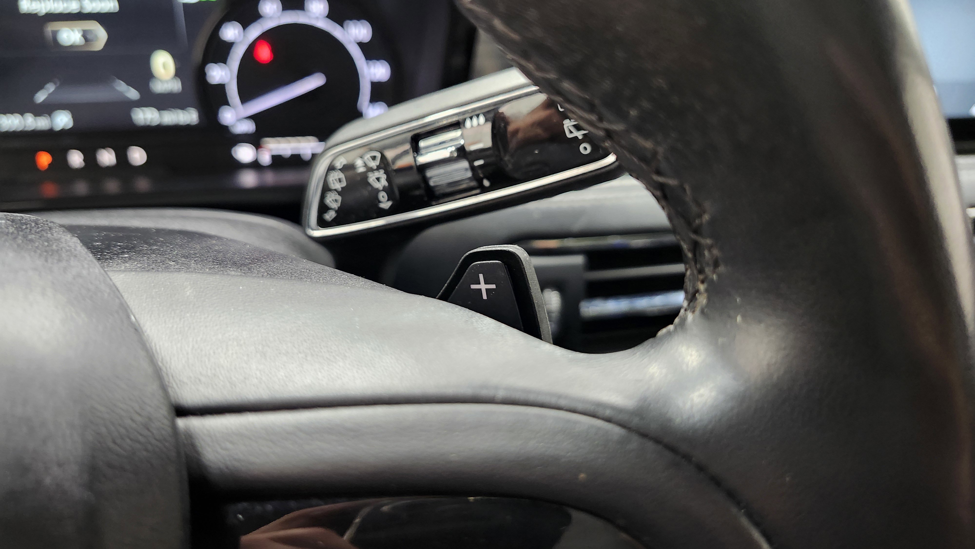 Used 2021 Lincoln Corsair AWD w/ Premium Package image 35