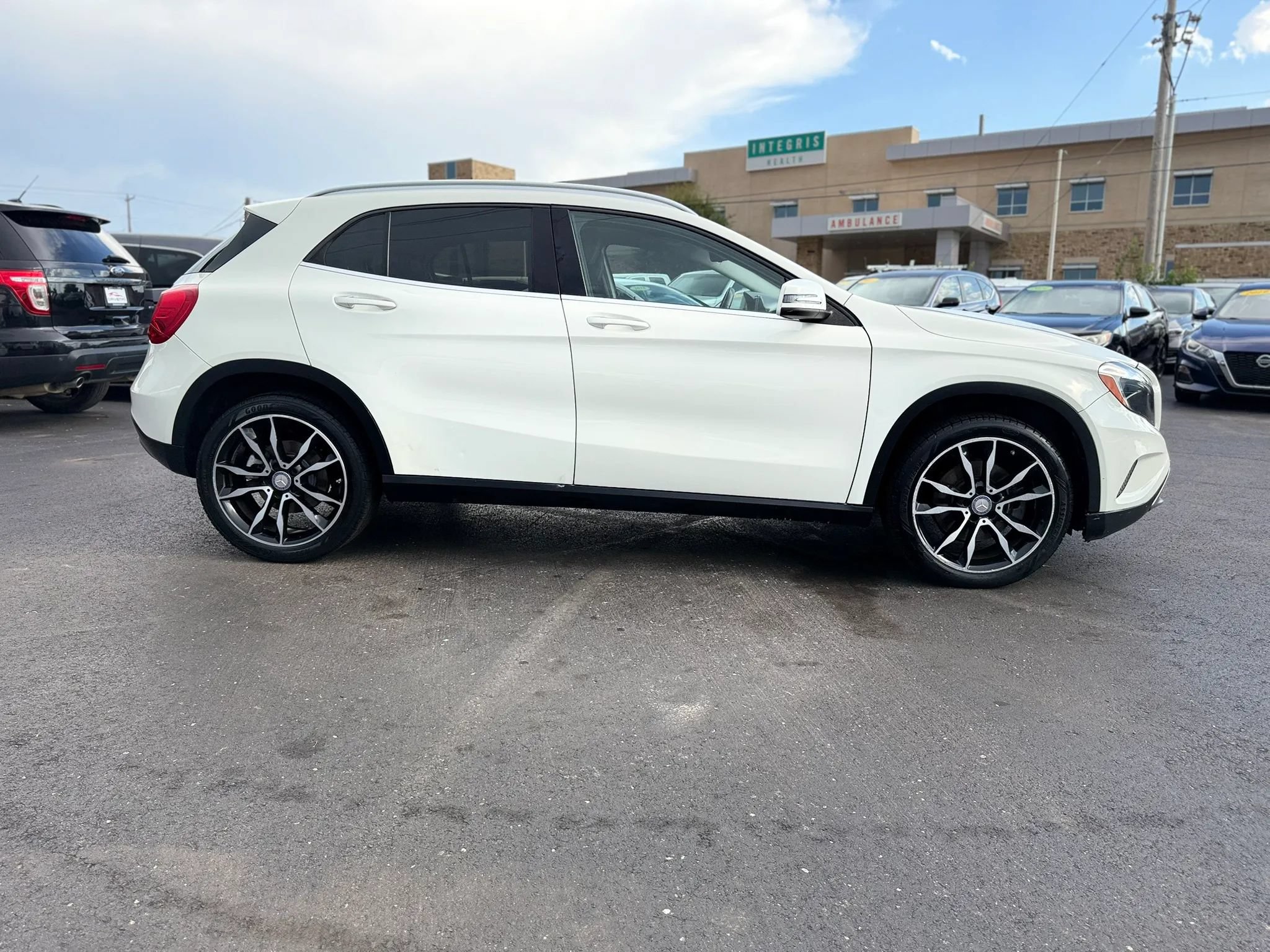 Used 2015 Mercedes-Benz GLA 250 image 2