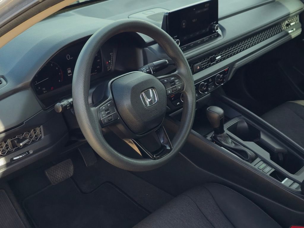 Used 2023 Honda Accord EX image 27