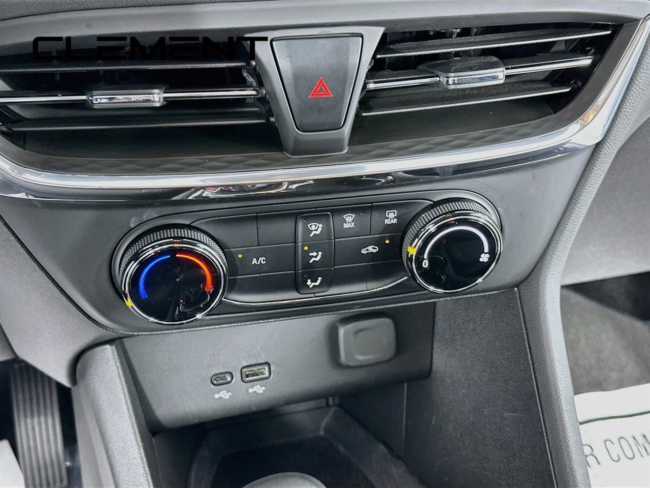 Used 2025 Buick Encore GX Preferred FWD image 22