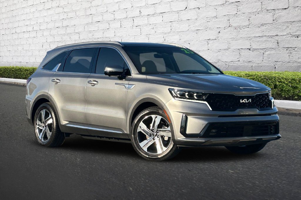 Used 2023 Kia Sorento SX Prestige w/ Panoramic Sunroof Package AWD/4WD image 2