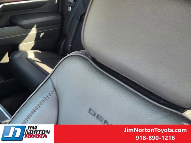 Used 2025 GMC Sierra 2500 Denali w/ Denali Reserve Package image 17