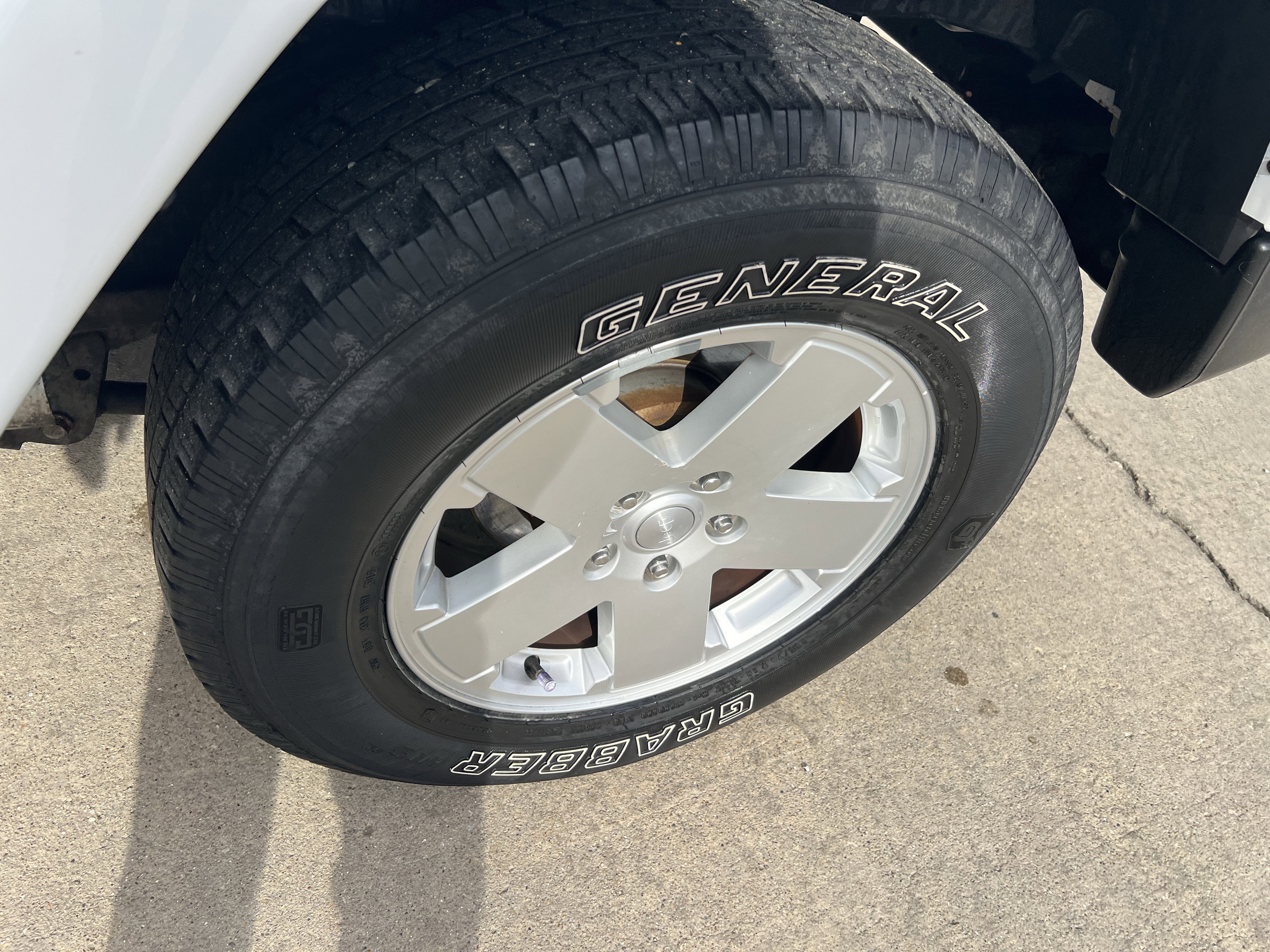 Used 2012 Jeep Wrangler Sahara image 14