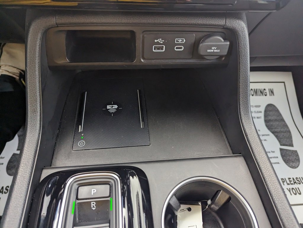 Certified 2025 Honda Pilot Black Edition image 19