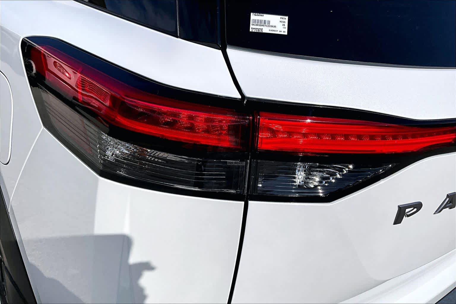 New 2026 Nissan Pathfinder Platinum image 12