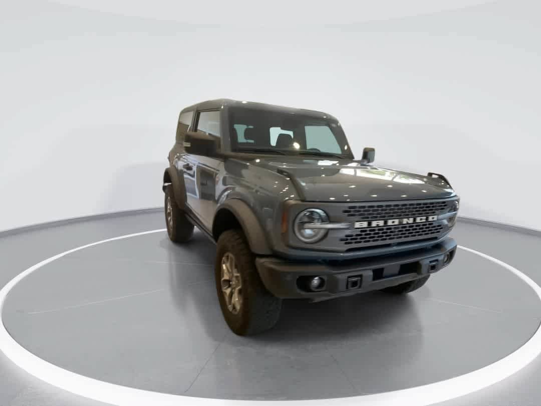 Used 2023 Ford Bronco Badlands AWD/4WD image 3