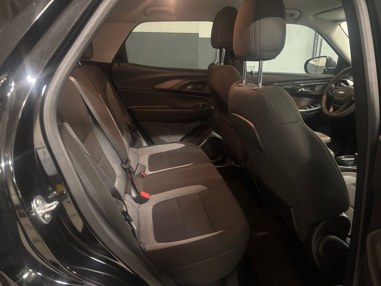 Used 2025 Chevrolet TrailBlazer LT image 37