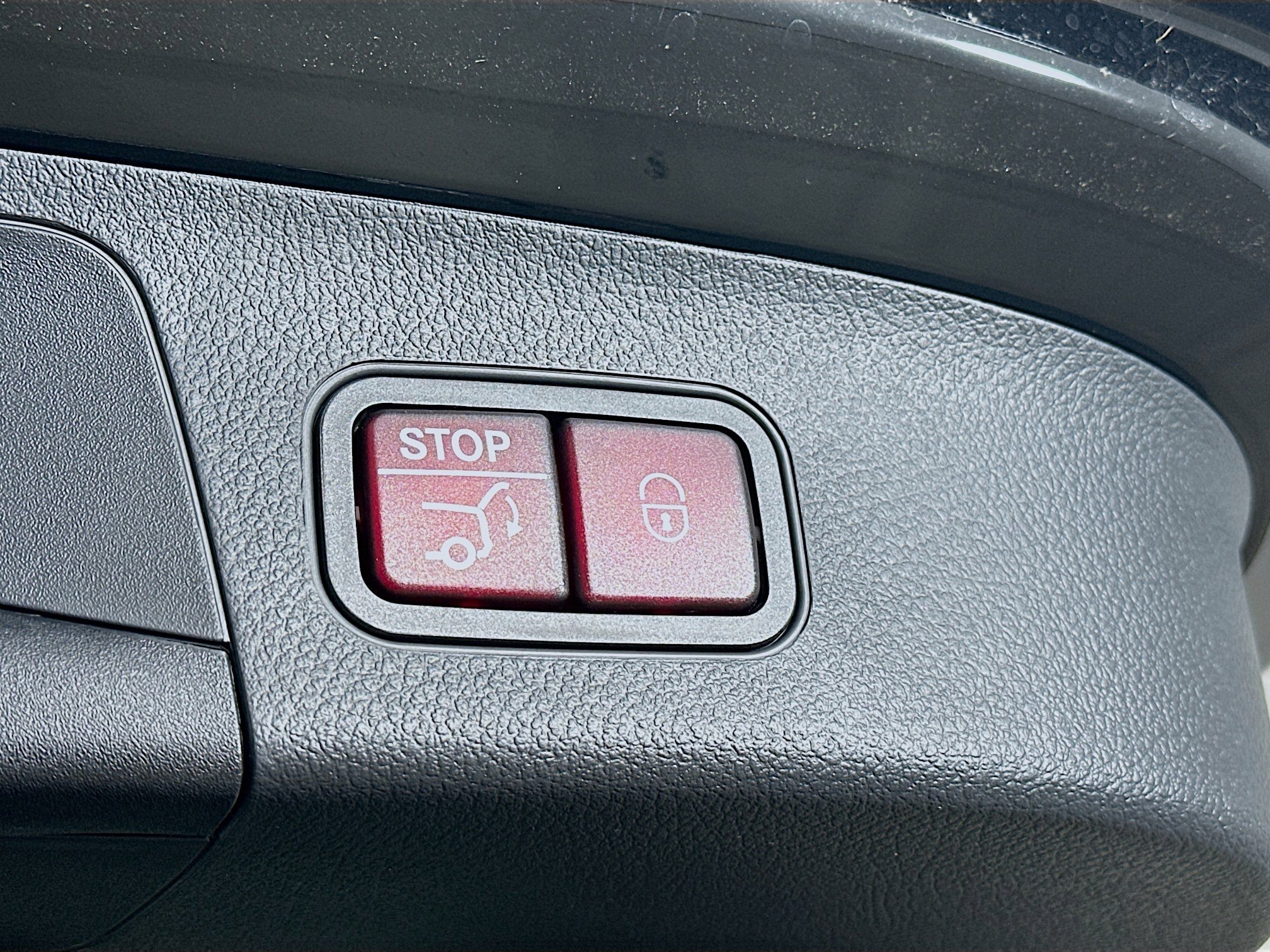 Certified 2026 Mercedes-Benz GLA 250 4MATIC image 32