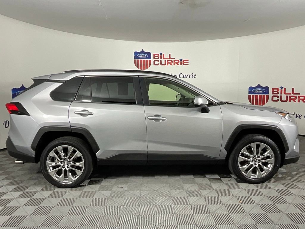 Used 2019 Toyota RAV4 XLE Premium w/ Cold Weather Package AWD/4WD image 2