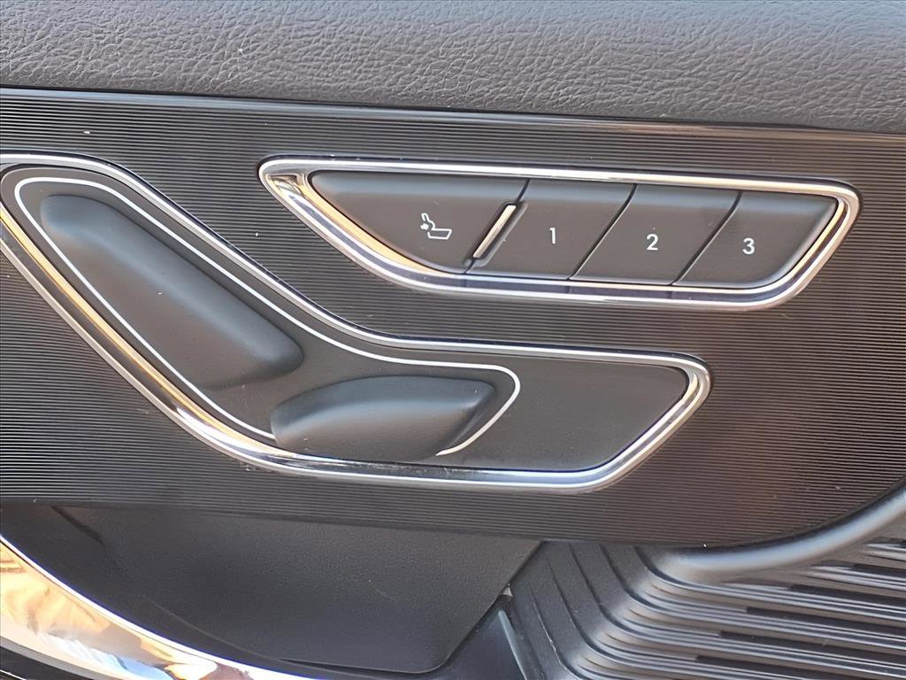 Certified 2022 Lincoln Corsair AWD w/ Equipment Group 101A image 13