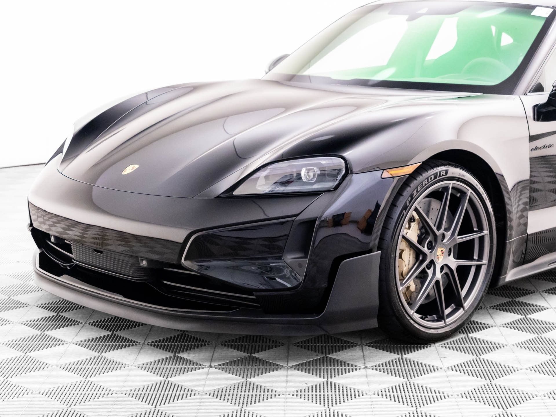 Used 2026 Porsche Taycan Turbo GT AWD/4WD image 37